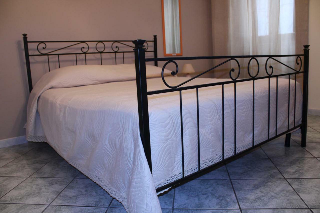 Il Normanno B&B Mileto Eksteriør bilde