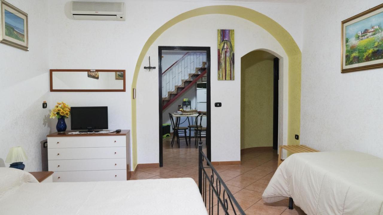 Il Normanno B&B Mileto Eksteriør bilde